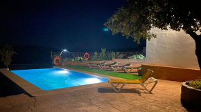 Chalet en Villaharta con piscina